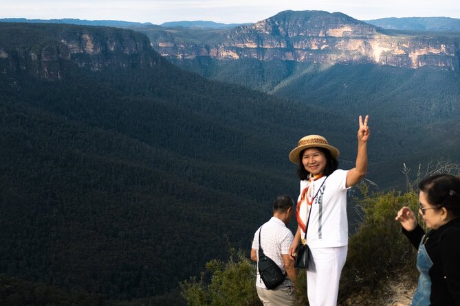 Private Blue Mountains Tour | Waterfalls, Koalas & Views - Leura lunch stop: where you can eat your way, not just eat