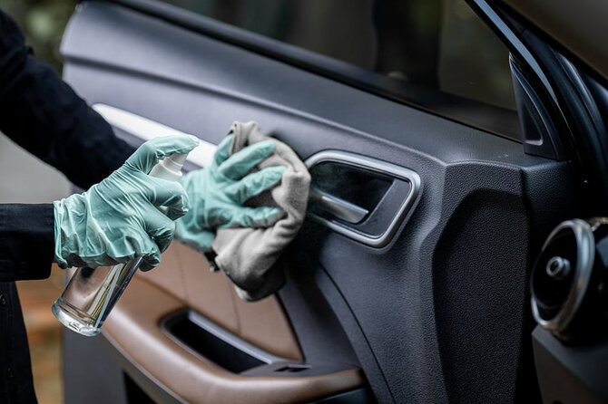 Private Chauffeured Airport Departure Transfers in Sydney - Price and value: when $89.66 per group makes sense