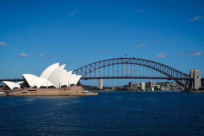 Private Luxury Tour: Sydney Sightseeing Experience - Bondi Beach in about 30 minutes: use it like a local