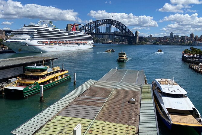 Private Sydney Tour Including Sydney Opera House, Bondi and Manly - Sydney Harbour Bridge and McMahons Point: the magic of angles