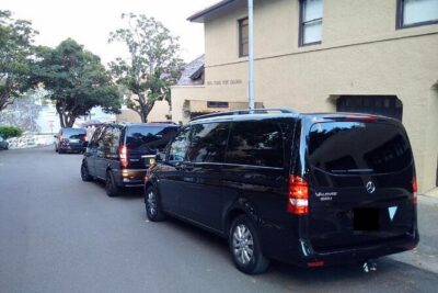 Private Transfer FROM Sydney CBD to Sydney Airport 1 to 5 people - The Mercedes Minivan: Comfort and Luggage Fit (Not Just a Pretty Ride)