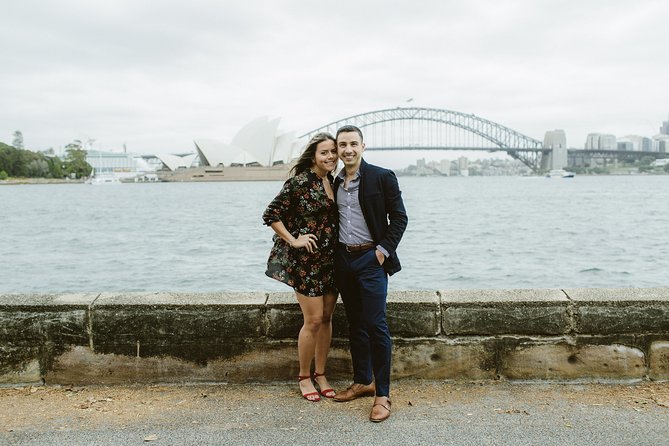 Private Vacation Photography Session with Local Photographer in Sydney - Choosing Between Bondi Stroll, Observatory Hill Park, or a Custom Route