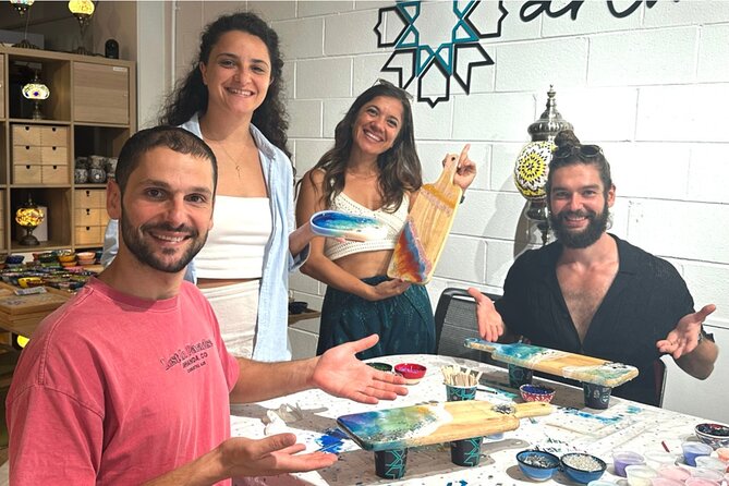 Resin Art Classes Sydney: Cheeseboards & Coasters - Cheeseboards and coasters: what you’re really making