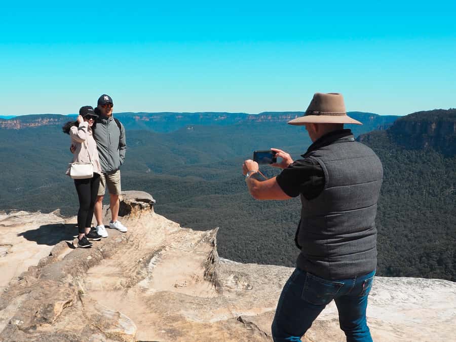 Roos, Blues & Views - Blue Mountains Day Tour w Lunch - The Easy Walk to Lookouts: Big Views Without Beating Yourself Up
