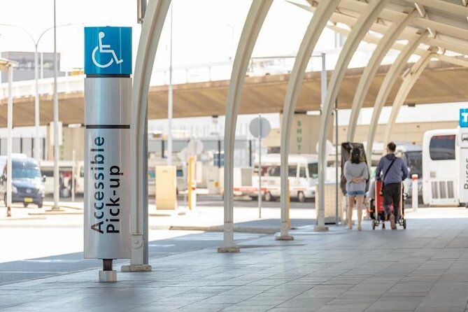 Shuttle Transfer from Sydney Airport to Cruise Ship Terminal at Circular Quay - Price and value: $26.18 when you want a fixed plan
