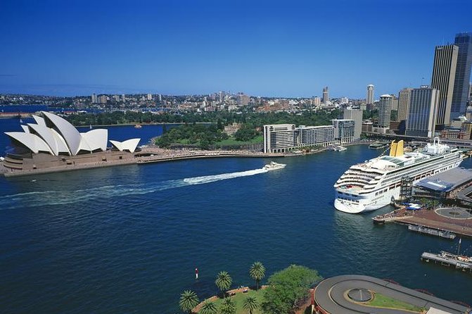 Shuttle Transfer from Sydney City Hotel to Sydney Cruise Port - Cruise Port Day, Minus the Taxi Hassle