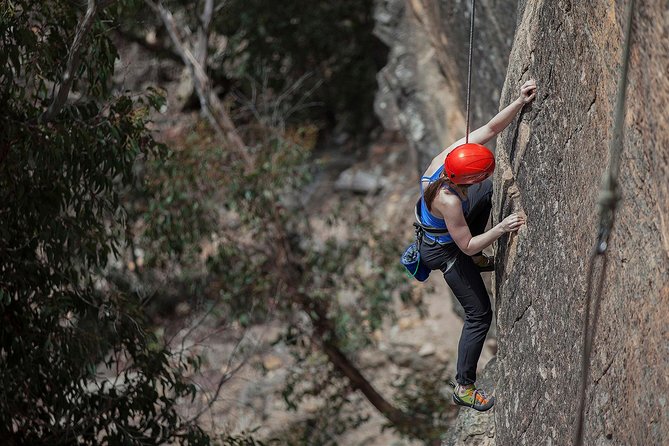 Small-Group Weekend Rock Climbing Adventure from Katoomba - What the guides do that makes the difference