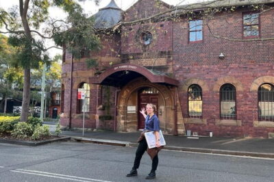 Surry Hills & Darlinghurst History Tour — Gangsters, Girls & Grog - Central Railway Station: your tour starts with real atmosphere