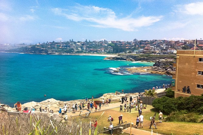 Sydney 6 Hour Private Tour - From harbour icons to Bondi and surfers