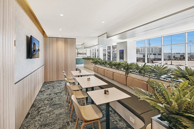 Sydney Airport Plaza Premium Lounge - Finding The Plaza Premium Lounge in Terminal 1, Pier B
