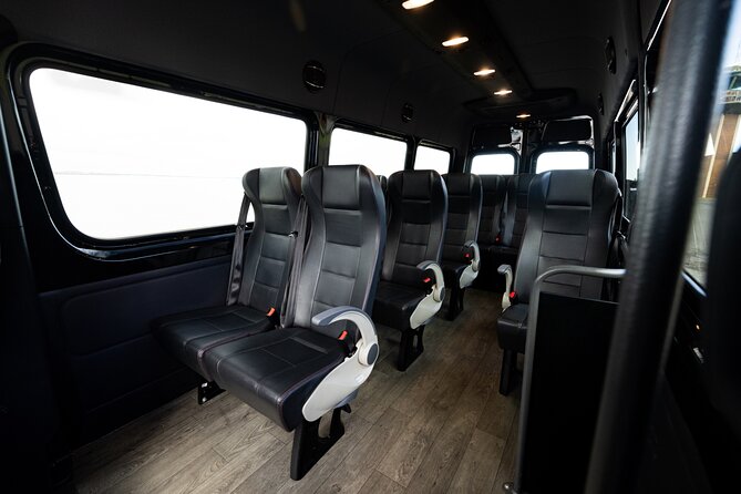 Sydney Airport Premium (DEPARTURE) Transfer - Price and value: is $99.70 per group worth it?