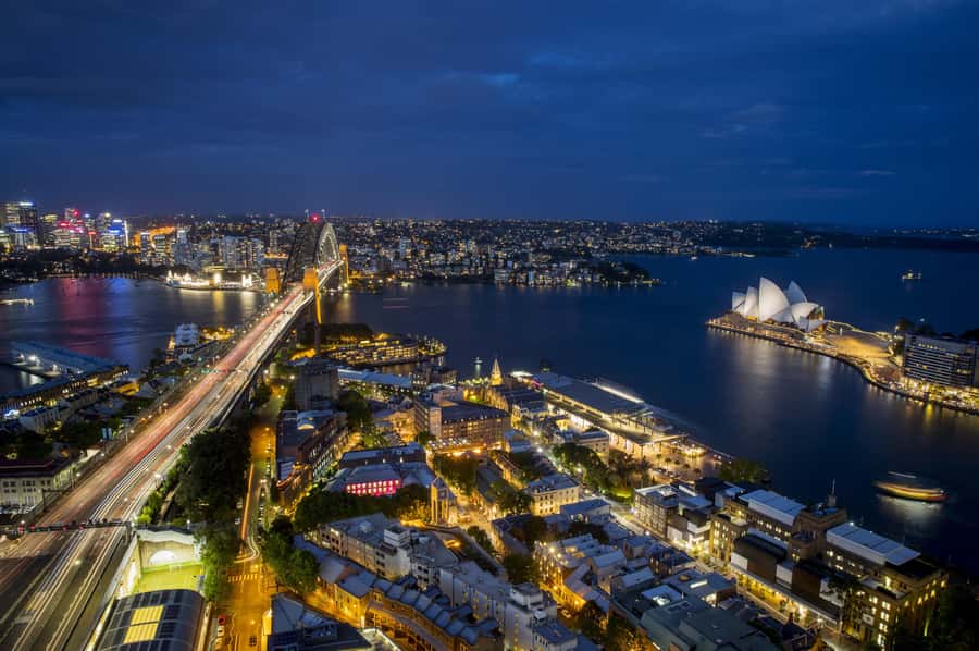 Sydney: Big Bus Panoramic Night Tour by Open-Top Bus - Mrs Macquarie’s Chair Photo Stop: Night Views With a Built-In Viewpoint