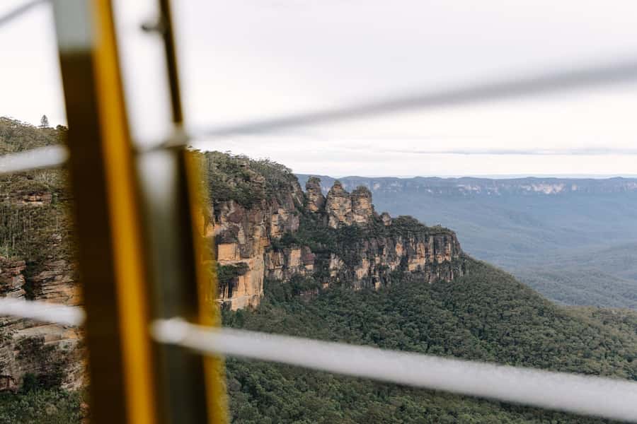 Sydney: Blue Mountains Scenic World, Wildlife Park and Lunch - Lincoln’s Rock and the First Real View: Where Photos Start Winning