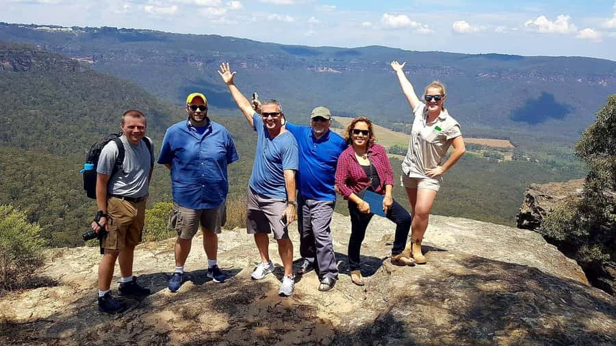 Sydney: Blue Mountains Wildlife & Bushwalk Small-Group Tour - Blue Mountains National Park Photo Stop: One More Chance for Scenery