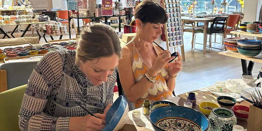 Sydney: Ceramic Plates & Bowls Paint and Sip Classes - Ceramic plates and bowls: beginner-friendly materials, not a craft project you dread