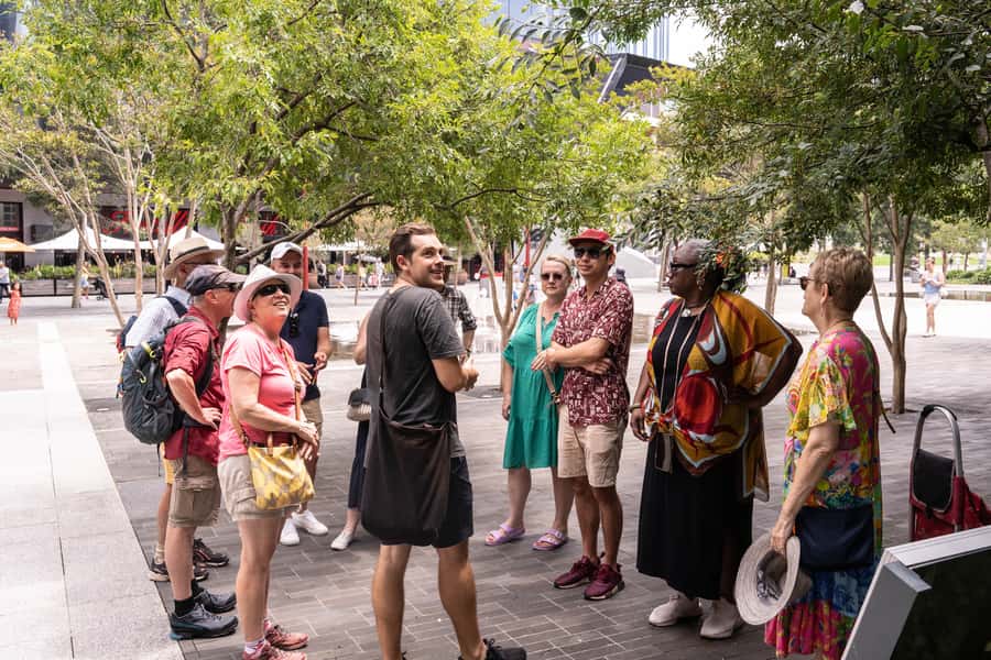 Sydney: Chinatown Street Food & Culture Guided Walking Tour - The Chinese-Australian story: how Chinatown started and kept evolving