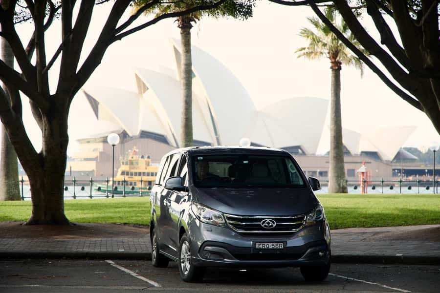 Sydney: City and Bondi Beach Private Luxury Half-Day Tour - Starting With Hotel Pickup and Air-Conditioned Ease
