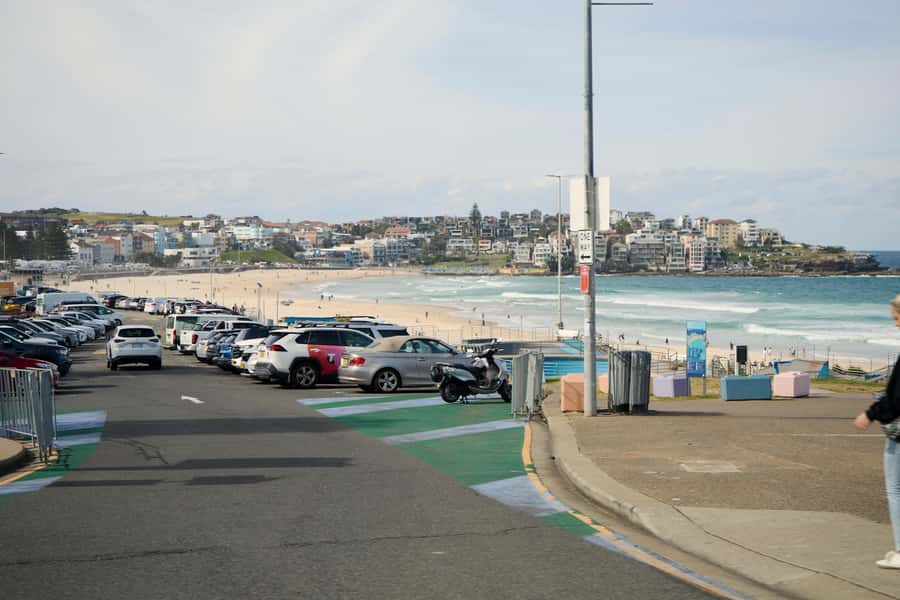 Sydney: City and Bondi Beach Private Luxury Half-Day Tour - The Gap National Park Coffee-and-Walk Break (and Possible Whales)