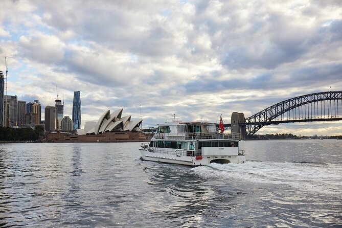 Sydney Combo: Morning Sightseeing to Bondi & Harbour Lunch Cruise - Harbour Lunch Cruise: buffet lunch, commentary, and the reality of boat noise