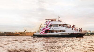 Sydney: Dinner Cruise with 3-Course Meal - Boarding experience: the part that can make or break your evening
