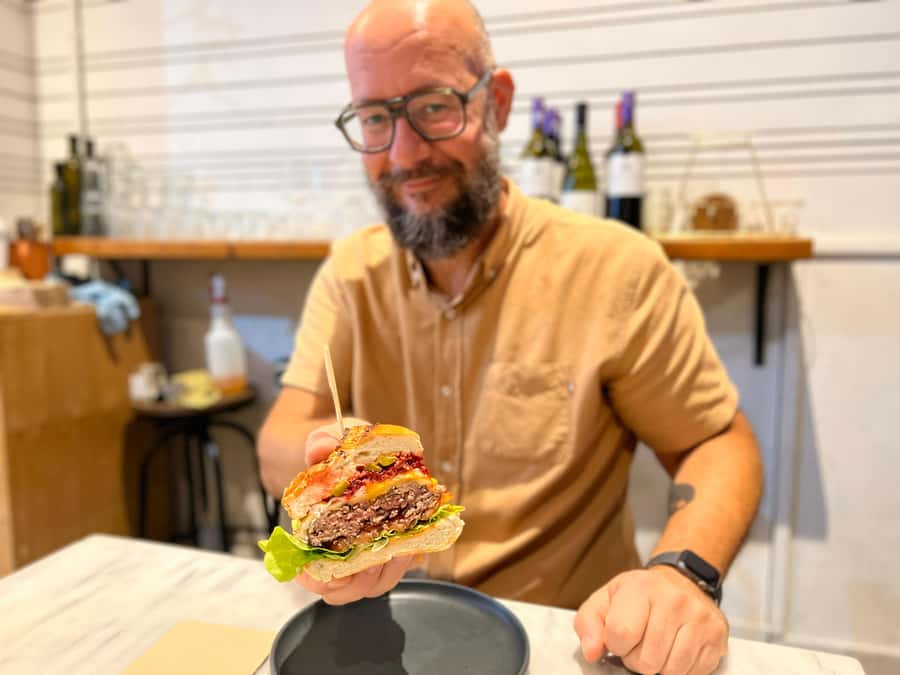 Sydney: Food Tour in Surry Hills with 8 Local Food Tastings - The Opening Flavor Hit: Oysters and Sydney’s Coastal Pride