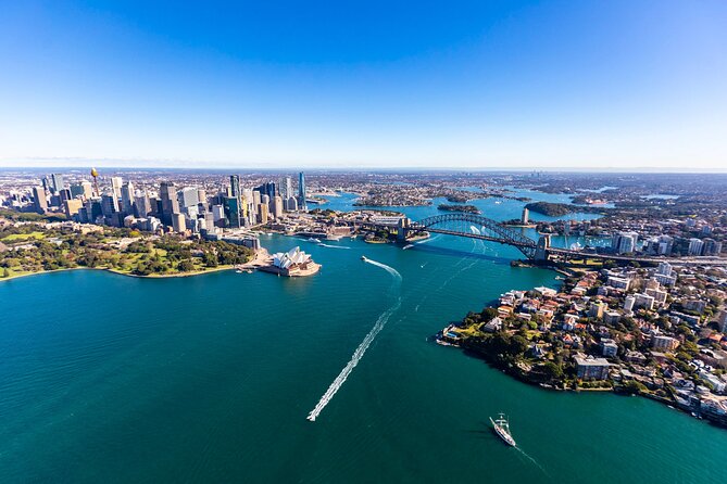 Sydney Grand Tour by Helicopter - Flying with a pilot who talks: how the headset makes the short flight feel longer