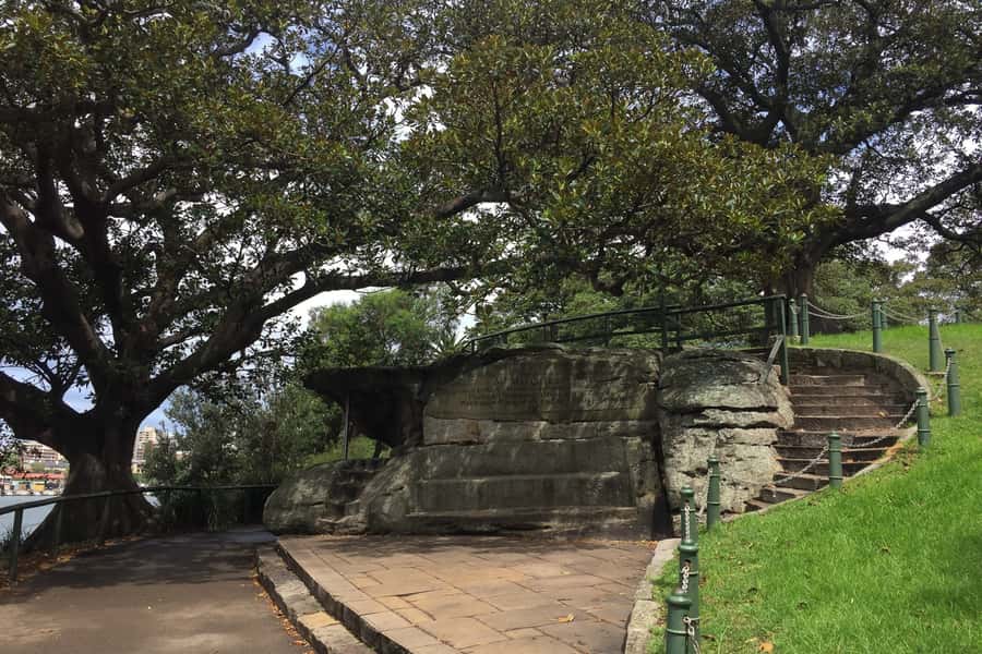 Sydney: Half-Day City Tour - The “posh harbor” line: Double Bay, Point Piper, and Darling Point