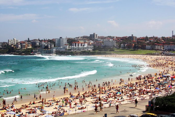Sydney Half Day Private Tour: See Sydney Opera House and Bondi - The Rocks-Style Sandstone Area: Old Buildings Made From Local Rock