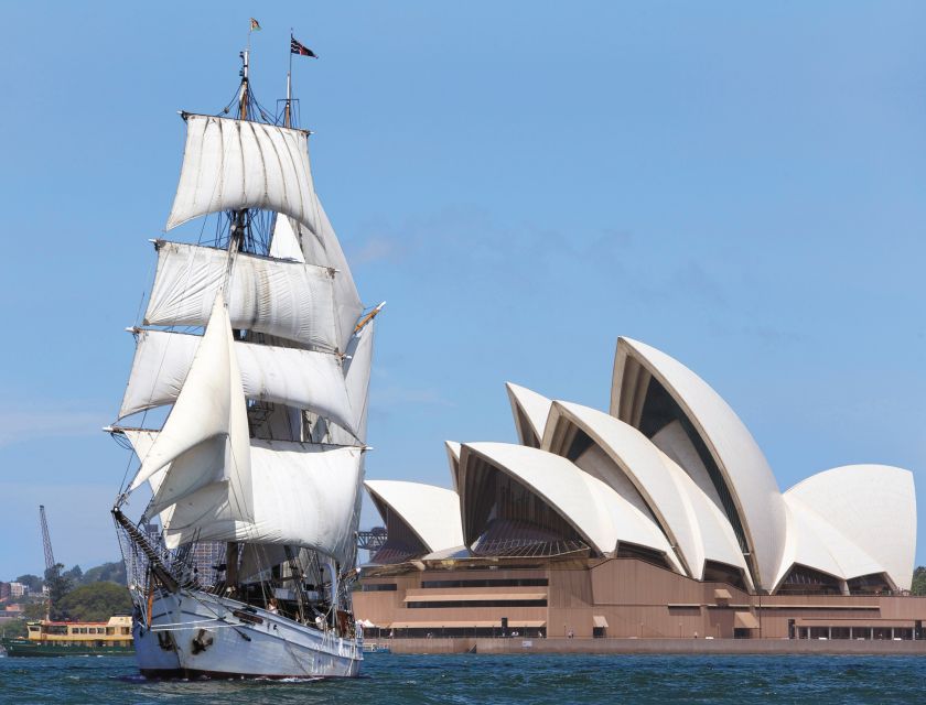 Sydney: Harbor Sunset Cruise with Dinner - Practical tips for a better time on deck