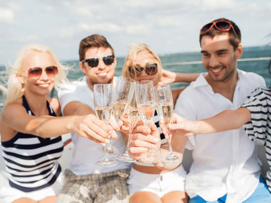 Sydney Harbour: 3-Hour Lunch Cruise with Live Music - Who should book this cruise, and who should skip