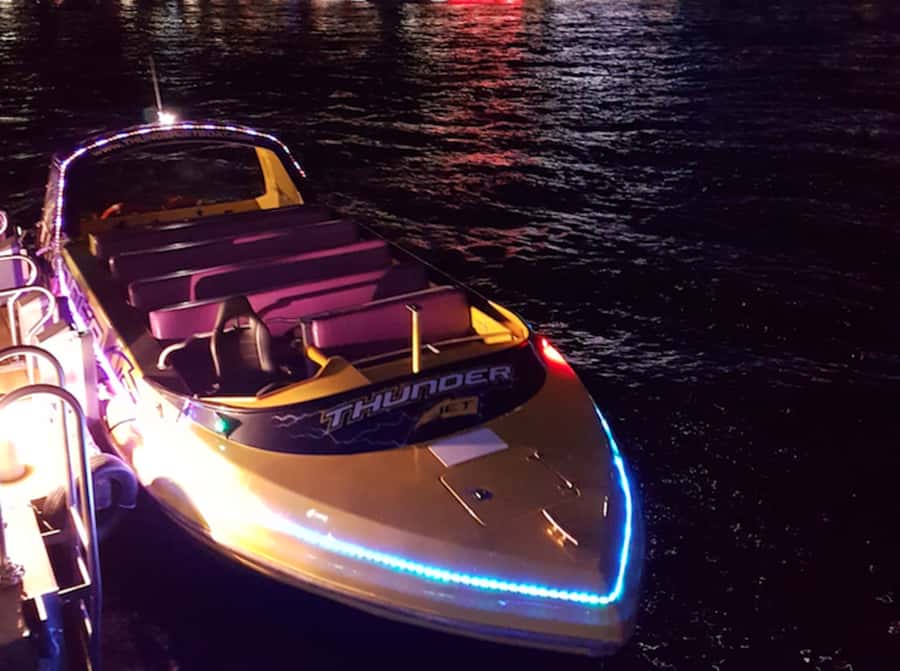 Sydney Harbour: 30 Minute Slow Jet Boat Vivid Cruise - Key highlights to notice before you go