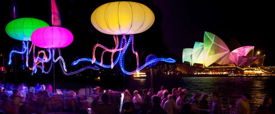 Sydney Harbour: 30 Minute Slow Jet Boat Vivid Cruise - The boat experience: calmer than a thrill ride, built for watching