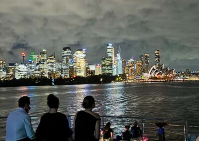 Sydney: Harbour Dinner Cruise with Buffet - The 2-hour Harbour loop: what sunset time feels like
