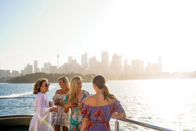 Sydney Harbour Experience Sightseeing Cruise - Opera House to Bridge: the real reason this cruise works