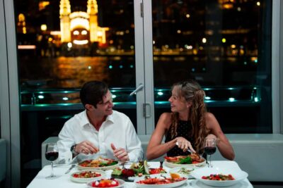 Sydney Harbour: Glass Boat Signature Dinner Cruise - The chef’s signature menu: what you actually get (and the trade-offs)