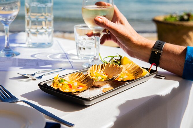 Sydney Harbour Progressive Long Lunch Cruise - Drinks and pacing: what the included bar changes