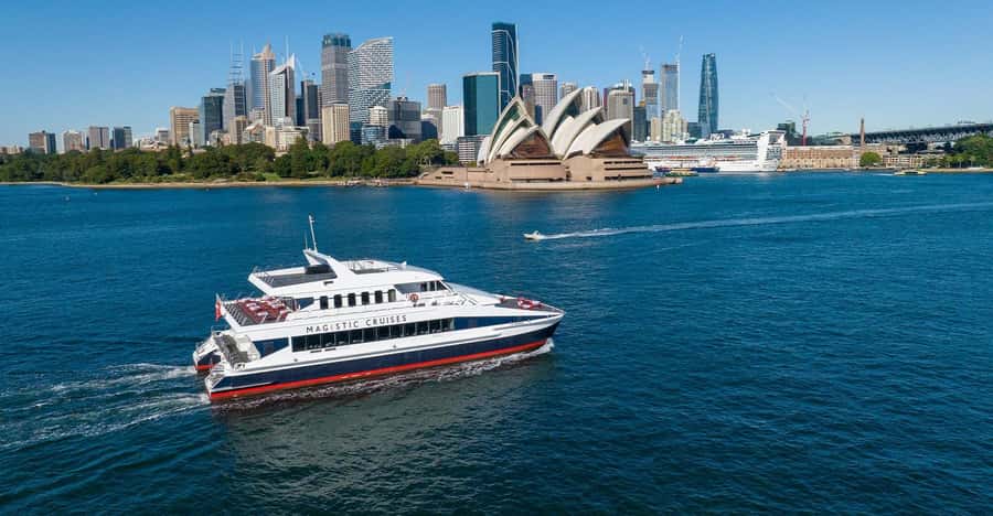 Sydney Harbour Sightseeing Cruise with Live Commentary - Cruising Past the Harbour Bridge and Opera House