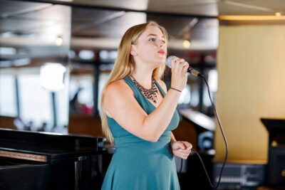 Sydney Harbour Starlight Dinner Cruise from Darling Harbour - Boarding at King Street Wharf: how to get on fast and stress-free