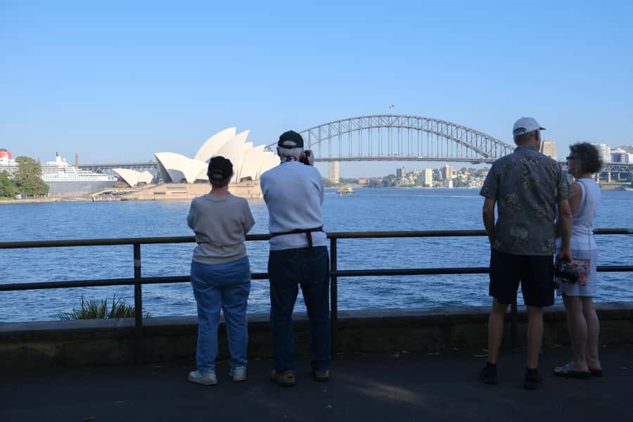 Sydney Harbour to Bondi: Small Group Half–Day Experience - Harbor icons from the road: Opera House, Harbor Bridge, and city “signals”