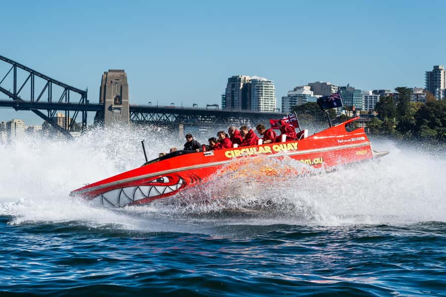 Sydney: Jet Boat Adventure Ride from Circular Quay - Where to meet Oz Jet Boating at Circular Quay (and what to look for)