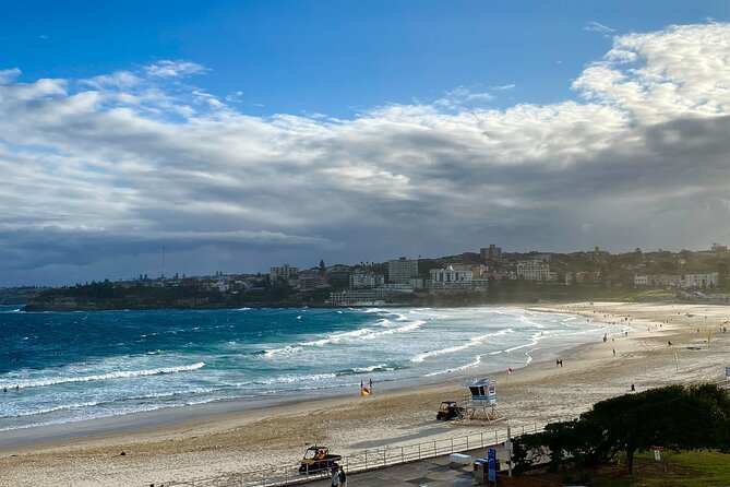 Sydney: PRIVATE City Highlights & Ocean Front Luxe Tour (4h) - Bondi Beach on a timetable: sand, surfers, and the Surf Life Saving legacy