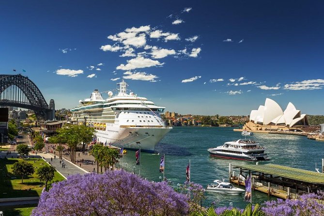 Sydney Private Day Tours | Main Attractions and Highlights | 6 Hour Private Tour - The Former Red Light District Area and Elizabeth Bay House: Neighbourhood Contrasts