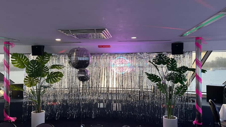 Sydney: Retro Party Cruise in Sydney Harbour with Snacks - The Retro Party Cruise Vibe: It’s a Dance-First Harbour Night