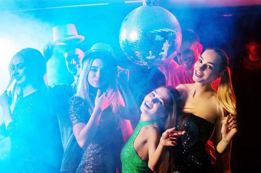 Sydney: Retro Party Cruise in Sydney Harbour with Snacks - Food and Drinks: What’s Included, What Costs Extra