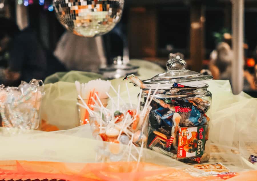 Sydney: Retro Party Cruise in Sydney Harbour with Snacks - Price and Value: Is $70 Worth It?