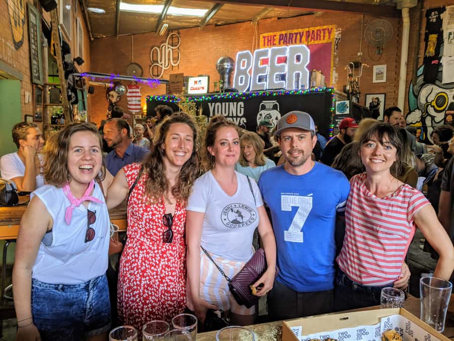 Sydney: Street Art and Multicultural Food Walking Tour - Meeting at King St: getting started on time (and why it matters)