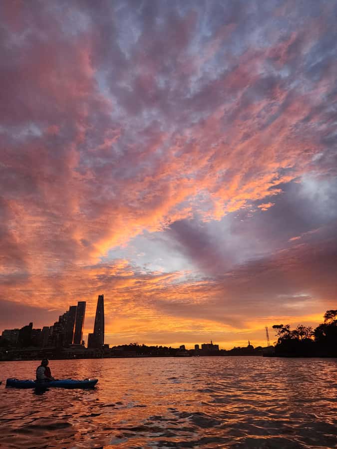 Sydney: Sunset Kayak - Opera & Harbour Bridge Tour (5p. max) - Photos as a gift: how the camera help changes your trip