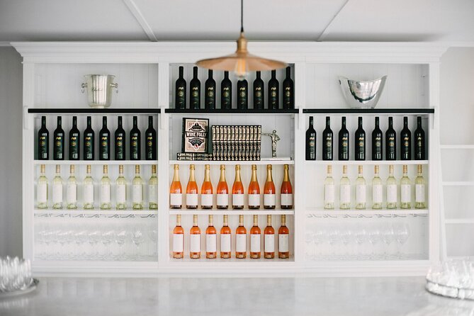 Sydney to Hunter Valley Wine Tour | Gin, Lunch, Chocolatier Visit - Luxury small-group ride from Sydney to Pokolbin