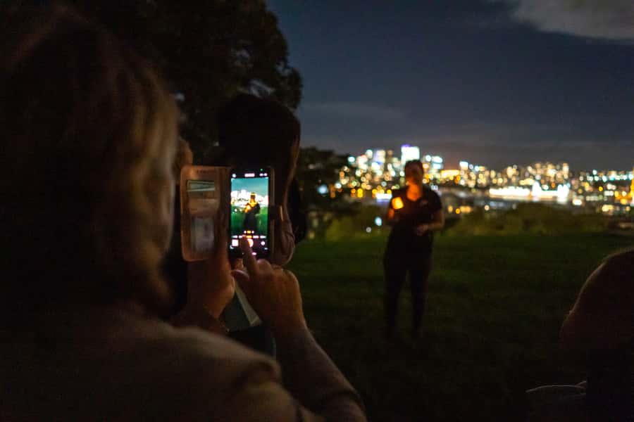 Sydney: True Crime Tour - Guide energy is the whole game: Chloe, Ryan, Sophie, Caitlin, Emily